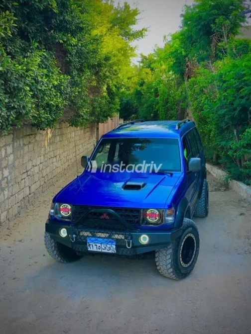 Mitsubishi Pajero 1997 Blue Used for Sale - 3