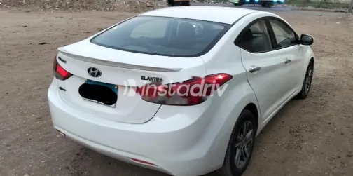 هيونداي إلنترا ام دى 2012 أبيض مستعملة للبيع - 3