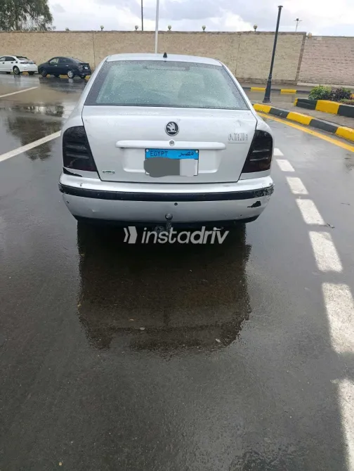 Skoda Octavia 1999 White Used for Sale - 2