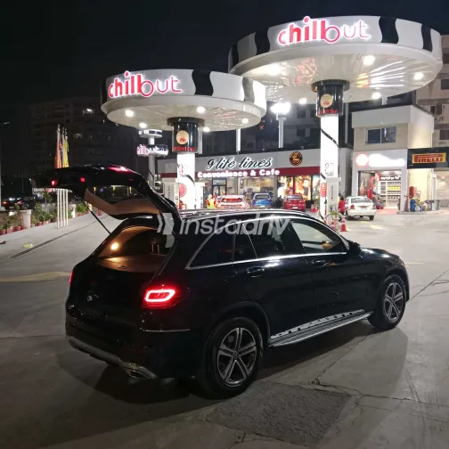 مرسيدس GLC 200 2022 أبيض مستعملة للبيع - 4