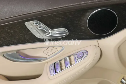 Mercedes C 200 2020 White Used for Sale - 8