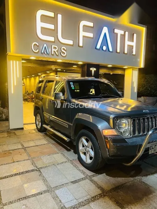 Jeep Cherokee 2013 Gold Used for Sale - 7