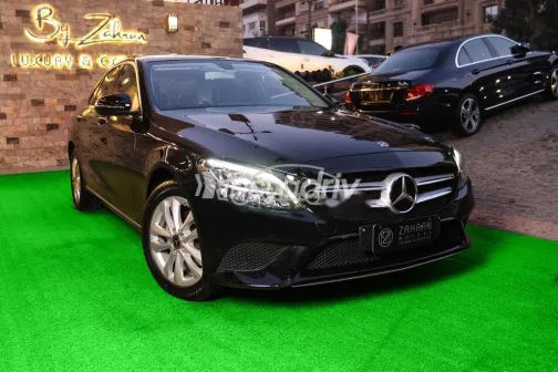 مرسيدس C 180 2019 أسود مستعملة للبيع - 3