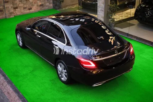 مرسيدس C 180 2019 أسود مستعملة للبيع - 4