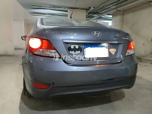Hyundai Accent 2015 Gray Used for Sale - 3