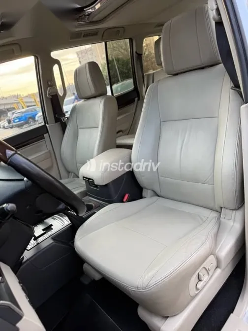 Mitsubishi Pajero 2018 Silver Used for Sale - 7