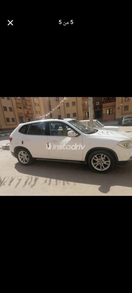 بريليانس V5 2014 أبيض مستعملة للبيع - 3