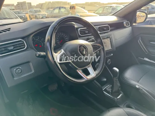 Renault Duster 2019 White Used for Sale - 1
