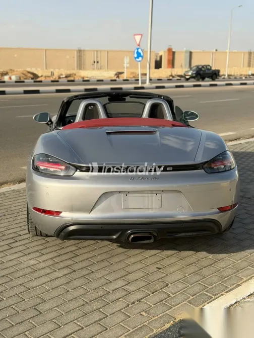 بورش 718 2019 فضي مستعملة للبيع - 6