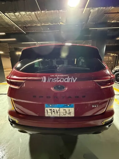 Kia Sportage 2022 Burgundy Used for Sale - 5
