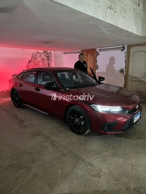 هوندا سيفك 2024 أحمر مستعملة للبيع - 3