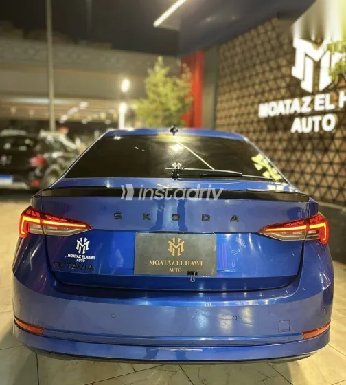 Skoda Octavia 2021 Dark Blue Used for Sale - 2