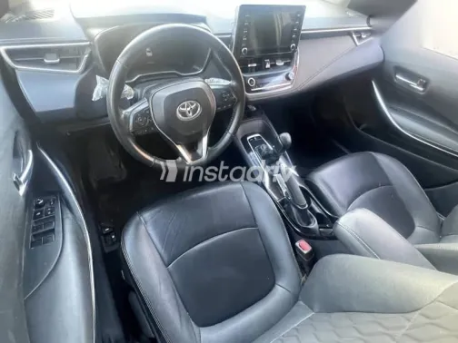 تويوتا كورولا 2021 فضي مستعملة للبيع - 2