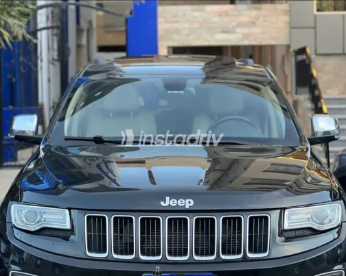 Jeep Grand Cherokee 2017 White Used for Sale - 2