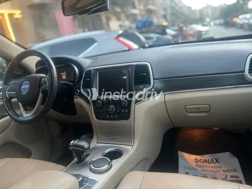 Jeep Grand Cherokee 2017 White Used for Sale - 6