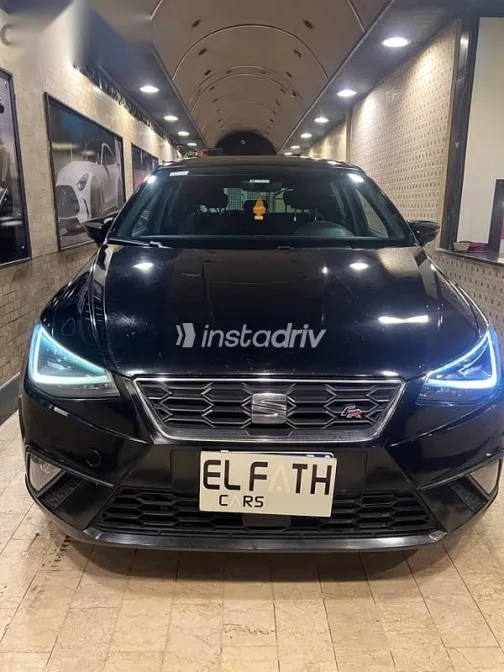 سيات ابيزا 2020 أسود مستعملة للبيع - 5