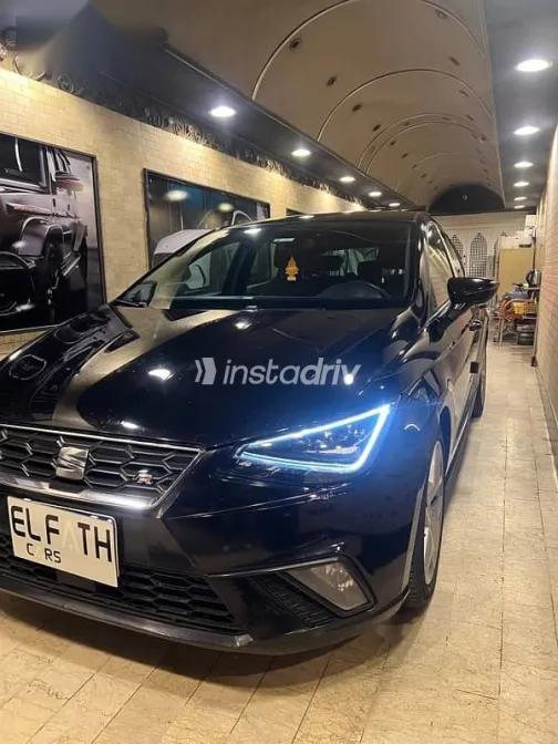 سيات ابيزا 2020 أسود مستعملة للبيع - 8