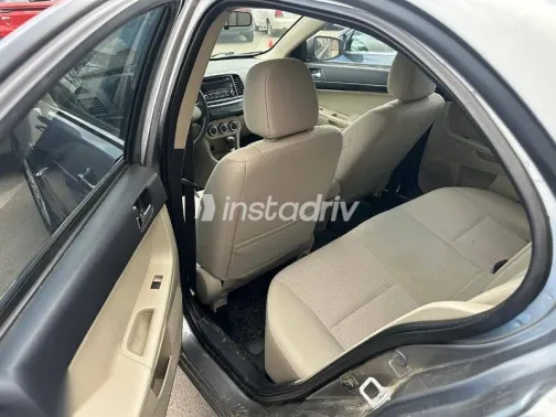 ميتسوبيشي لانسر 2015 فضي مستعملة للبيع - 8