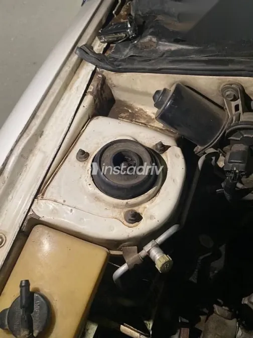 Hyundai Accent 2005 White Used for Sale - 2