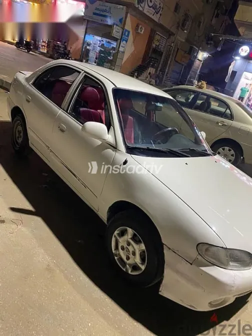 Hyundai Accent 2005 White Used for Sale - 6