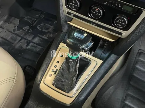 سكودا اوكتافيا 2009 أزرق غامق مستعملة للبيع - 9