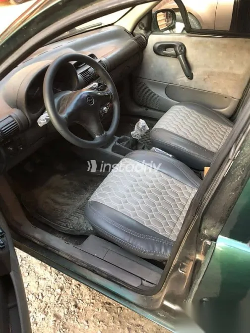 اوبل كورسا 1994 أخضر مستعملة للبيع - 7