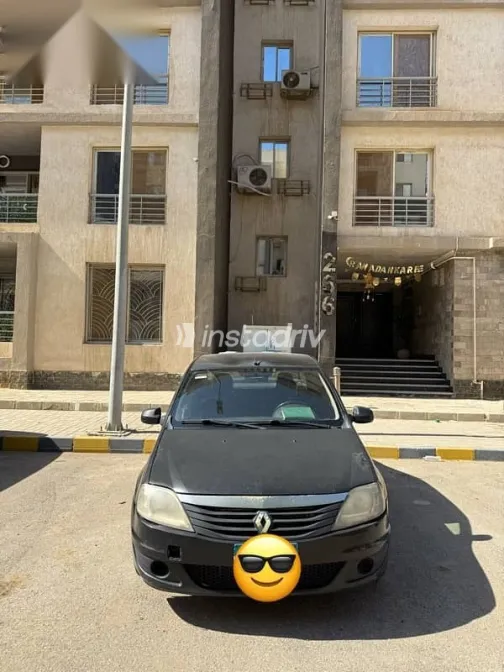 رينو لوجان 2012 أسود مستعملة للبيع - 1