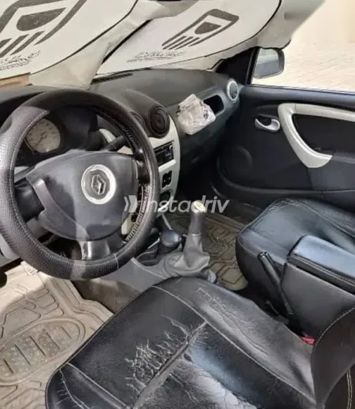 رينو لوجان 2012 أسود مستعملة للبيع - 3