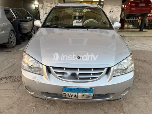 كيا سيراتو 2005 فضي مستعملة للبيع - 5