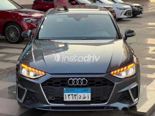 اودي A4 2023 رمادي مستعملة للبيع - 2
