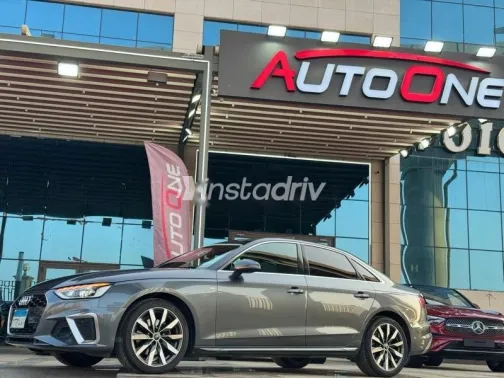 اودي A4 2023 رمادي مستعملة للبيع - 3