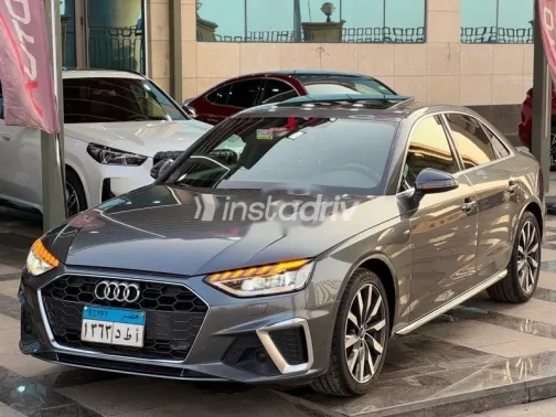 اودي A4 2023 رمادي مستعملة للبيع - 4