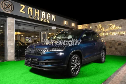 سكودا كاروك 2021 أزرق غامق مستعملة للبيع - 2