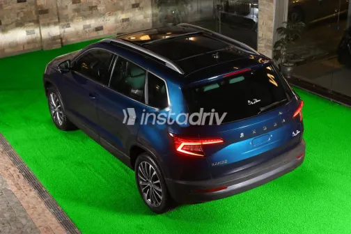 سكودا كاروك 2021 أزرق غامق مستعملة للبيع - 5