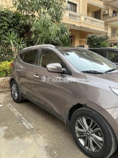 هيونداي IX 35 2014 برونزي مستعملة للبيع - 2