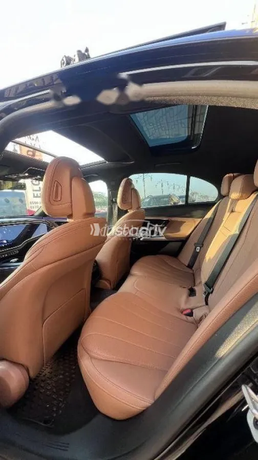 Mercedes E 200 2024 Black Used for Sale - 4