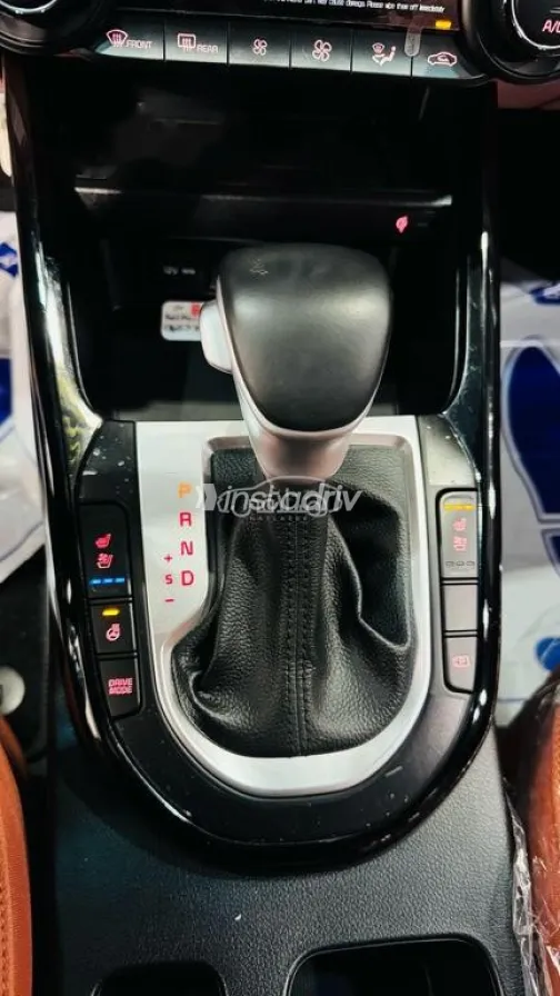 Kia K3 2023 White Used for Sale - 3