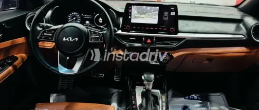 Kia K3 2023 White Used for Sale - 4