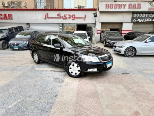 سكودا فانتازيا 2013 أسود مستعملة للبيع - 1