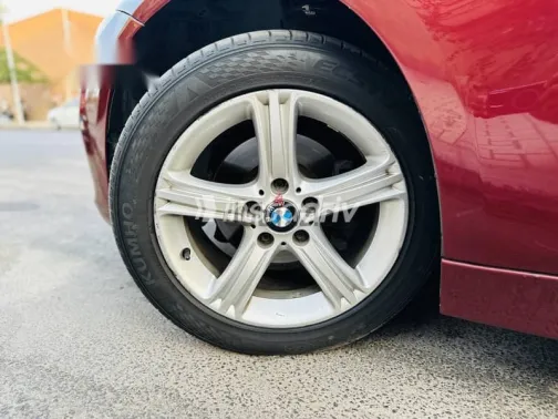 BMW 320 2017 Red Used for Sale - 3