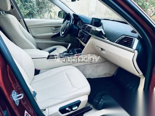BMW 320 2017 Red Used for Sale - 9