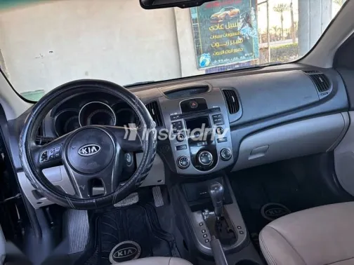 Kia Cerato 2010 Black Used for Sale - 2