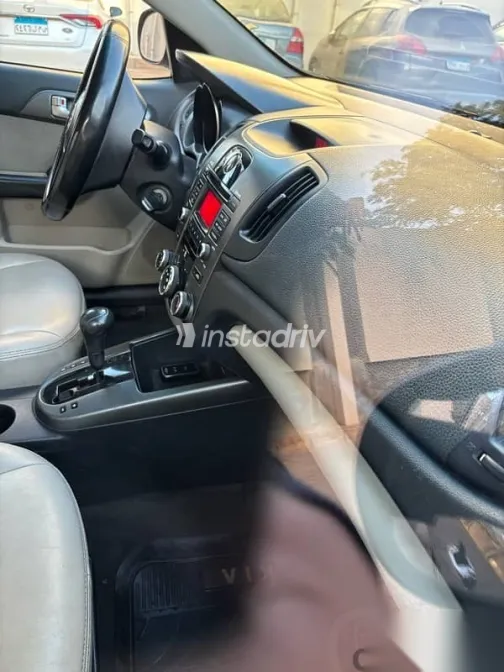 Kia Cerato 2010 Black Used for Sale - 5