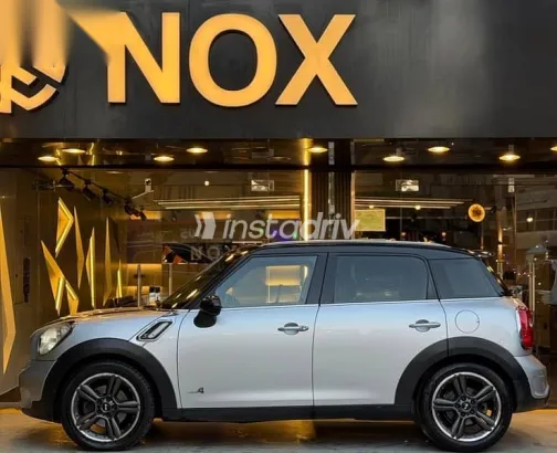 مينى كانترى مان 2014 فضي مستعملة للبيع - 5