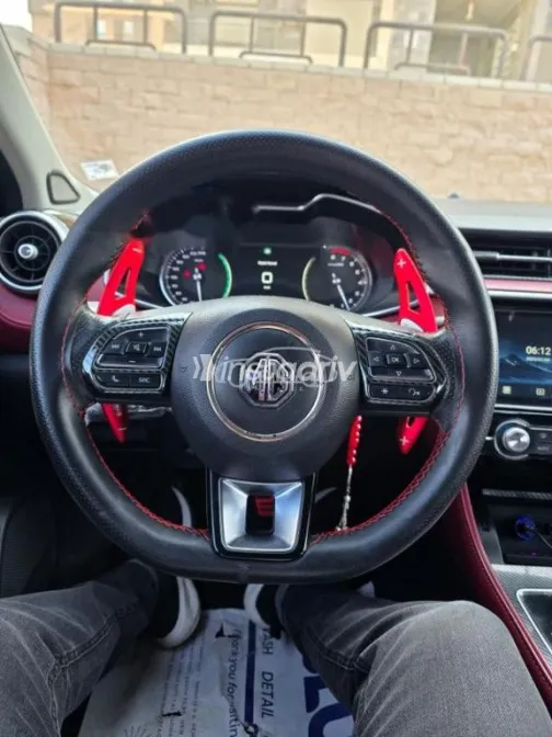 ام جى 6 2021 أبيض مستعملة للبيع - 2