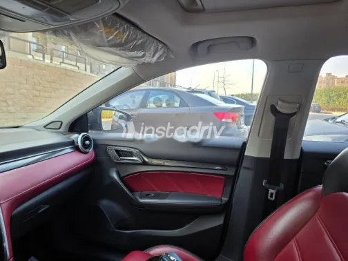 ام جى 6 2021 أبيض مستعملة للبيع - 4