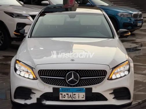 مرسيدس C 200 2019 أبيض مستعملة للبيع - 2