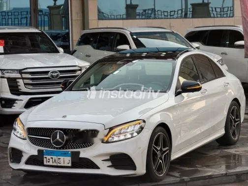 مرسيدس C 200 2019 أبيض مستعملة للبيع - 4