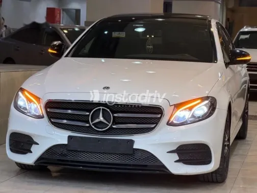 Mercedes E 200 2020 White Used for Sale - 4