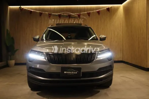 Skoda Karoq 2021 Gold Used for Sale - 2